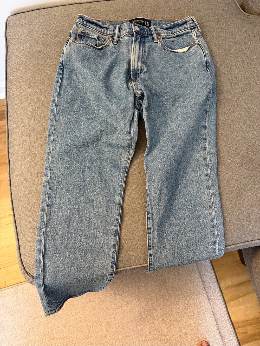 Abercrombie & Fitch Men's Light Blue Slim Straight Jeans
